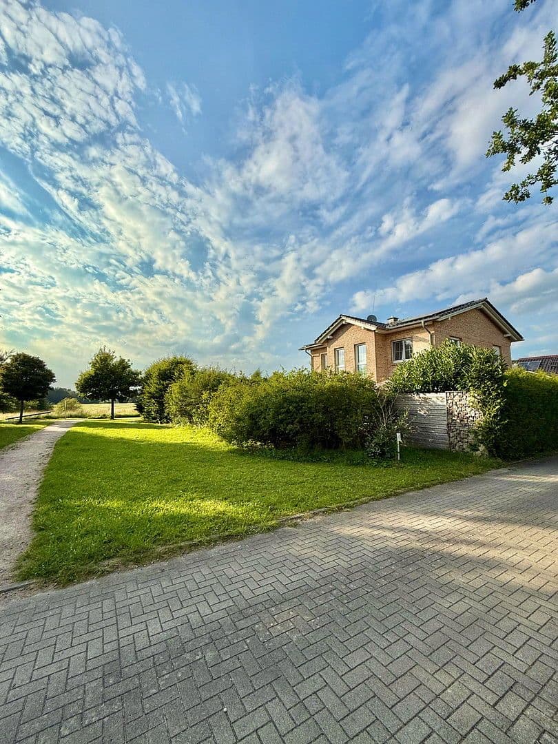 Prodej domu 190 m², pozemek 804 m², Buchholz in der Nordheide, Dolní Sasko Prodej domu 190 m², pozemek 804 m², Buchholz in der Nordheide, Dolní Sasko