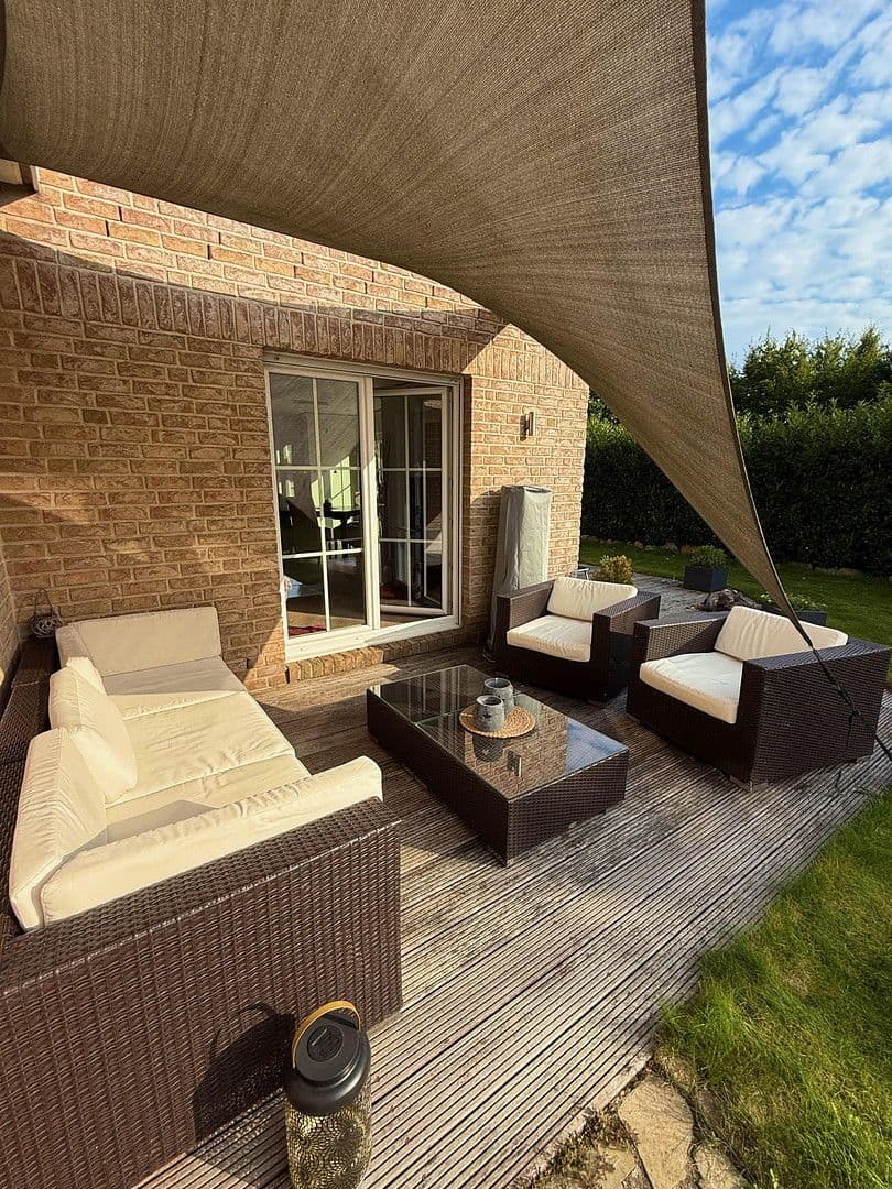 Prodej domu 190 m², pozemek 804 m², Buchholz in der Nordheide, Dolní Sasko Prodej domu 190 m², pozemek 804 m², Buchholz in der Nordheide, Dolní Sasko