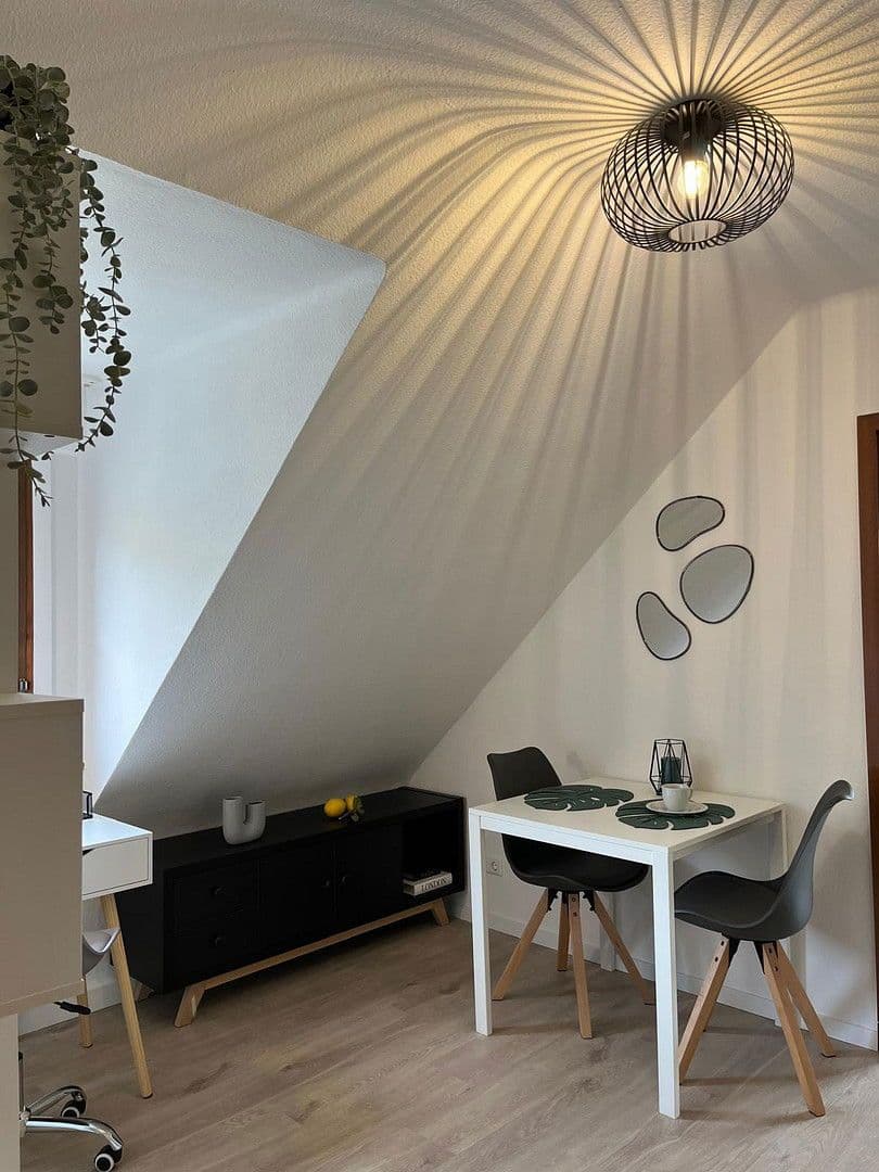 Pronájem bytu 2+1 39 m², Tübingen, Bádensko-Württembersko Pronájem bytu 2+1 39 m², Tübingen, Bádensko-Württembersko