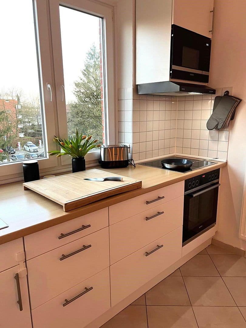 Pronájem bytu 3+1 70 m², Hamburg, Hamburg Pronájem bytu 3+1 70 m², Hamburg, Hamburg