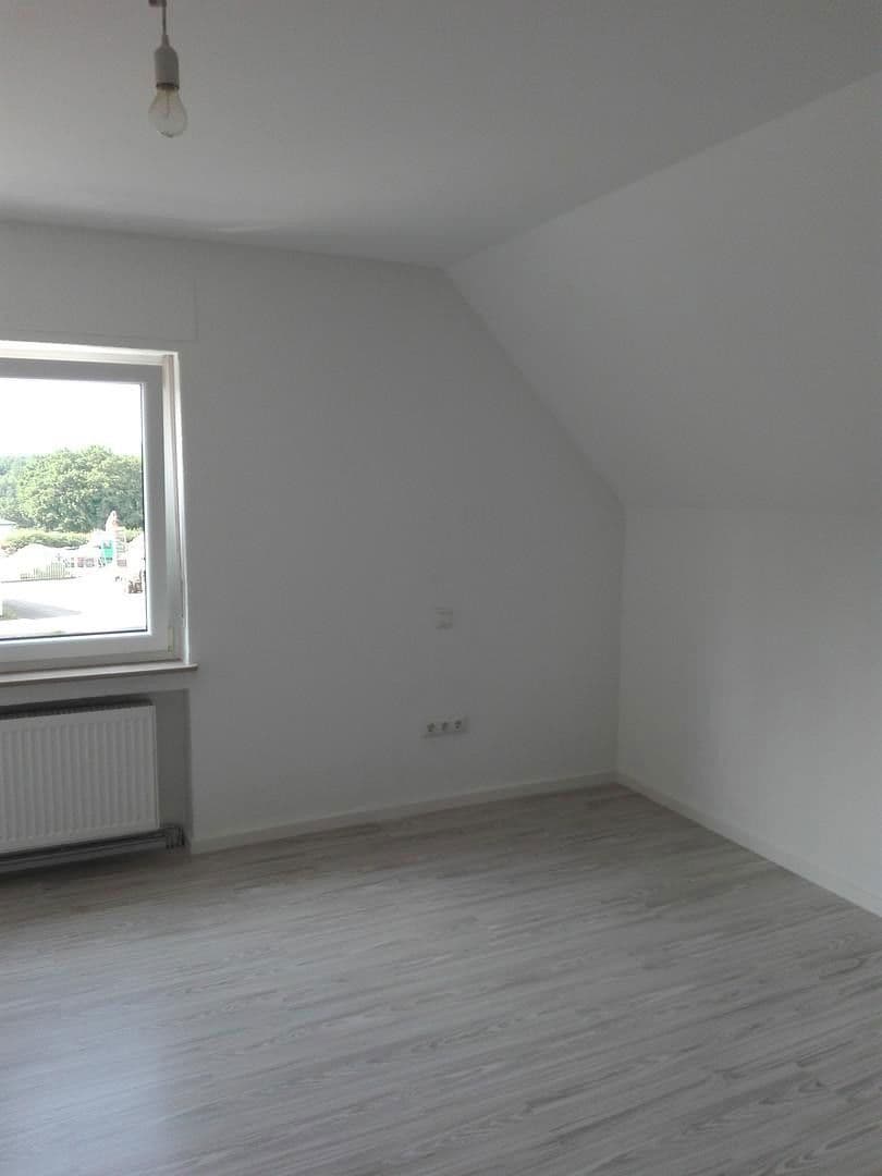 Pronájem bytu 1+1 30 m², Hetzerath, Porýní-Falc Pronájem bytu 1+1 30 m², Hetzerath, Porýní-Falc