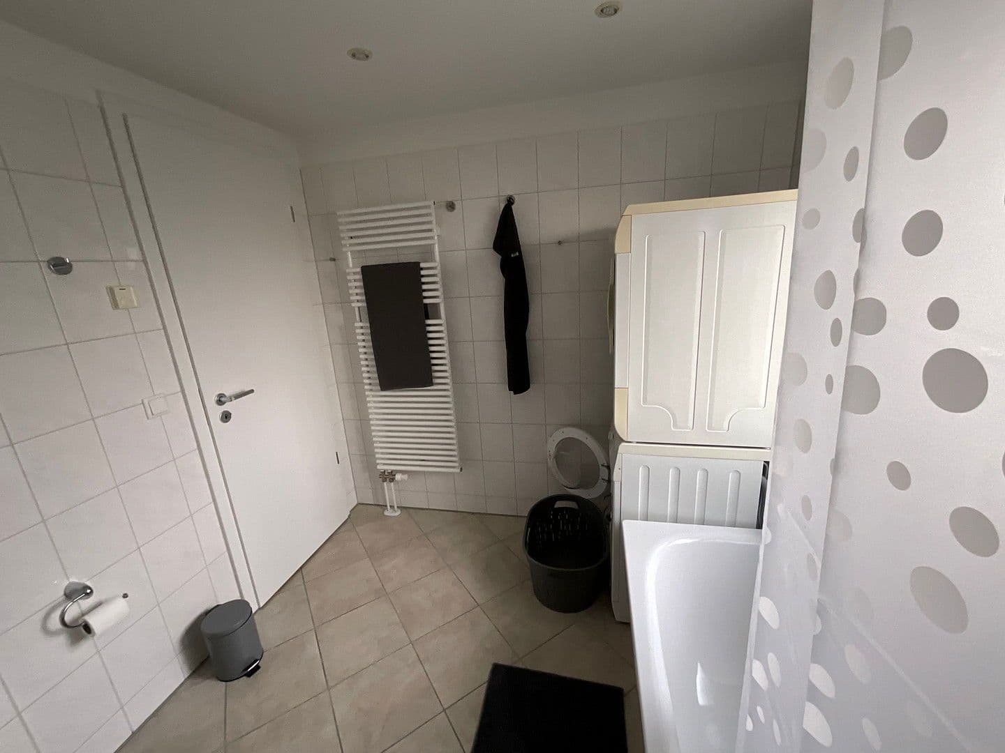 Pronájem bytu 2+1 69 m², Köln, Severní Porýní-Vestfálsko Pronájem bytu 2+1 69 m², Köln, Severní Porýní-Vestfálsko