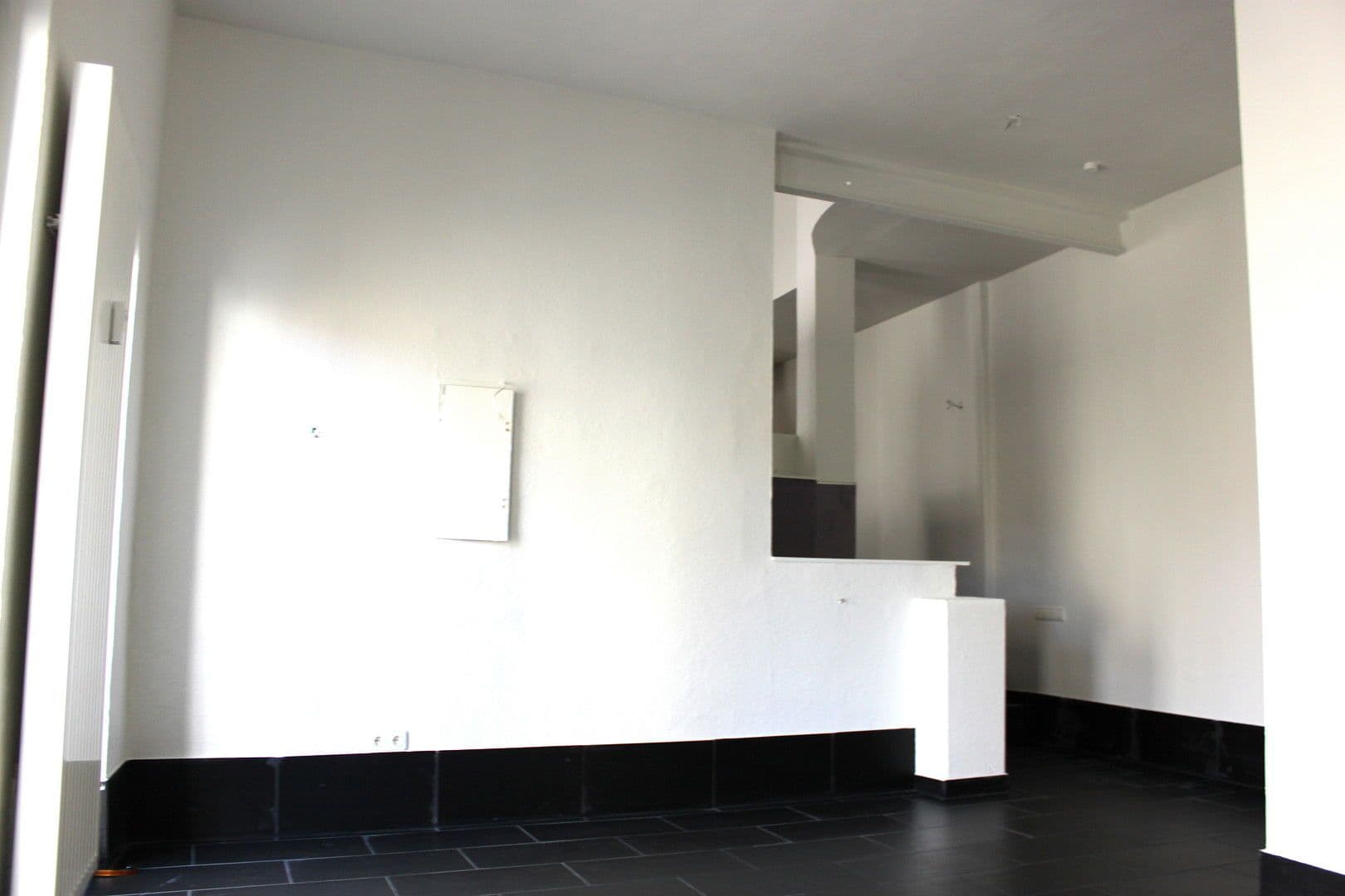 Pronájem bytu 5+1 115 m², Meißner Straße, 3, Wilsdruff, Sasko Pronájem bytu 5+1 115 m², Meißner Straße, 3, Wilsdruff, Sasko