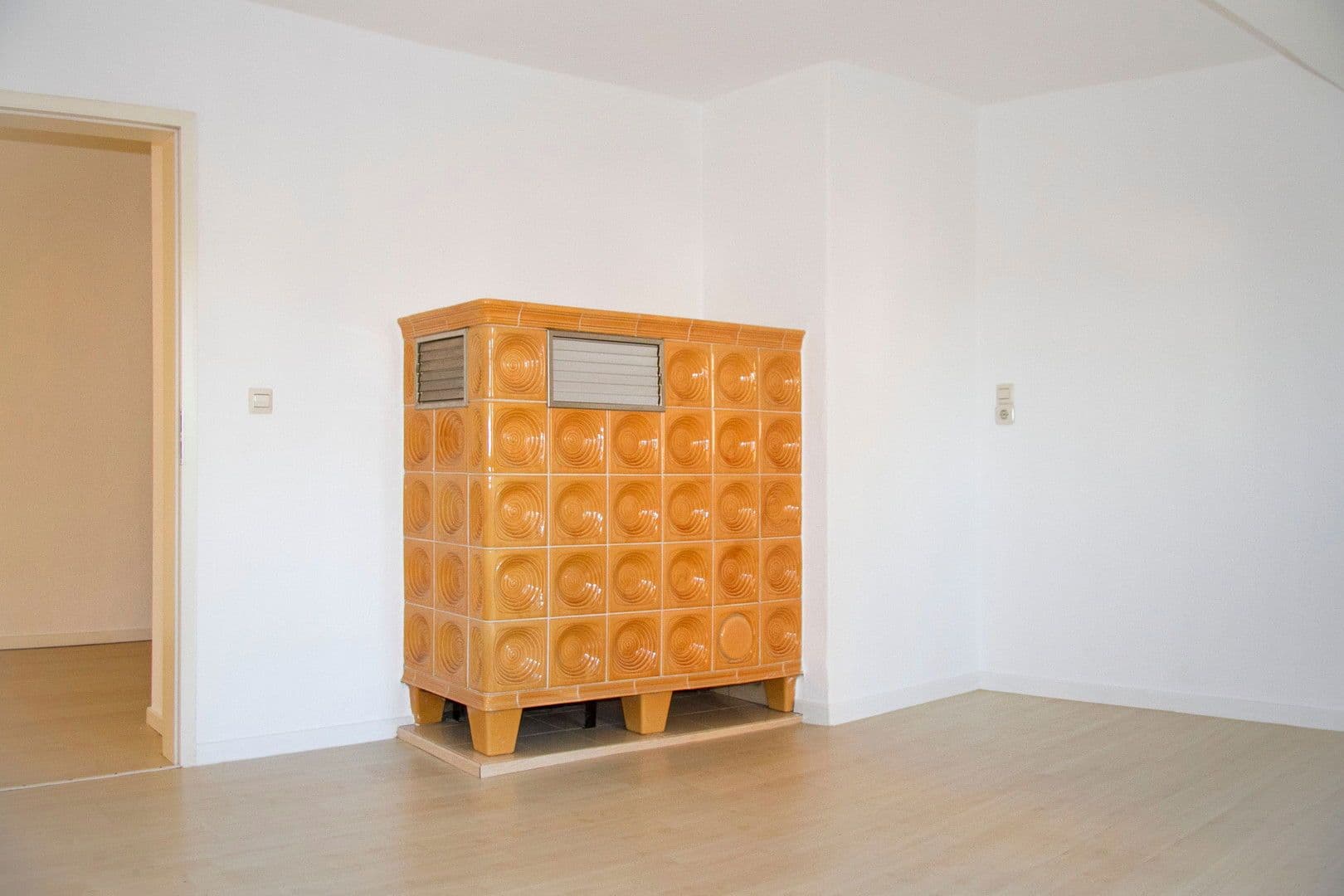 Pronájem bytu 4+1 112 m², Meißner Straße, 3, Wilsdruff, Sasko Pronájem bytu 4+1 112 m², Meißner Straße, 3, Wilsdruff, Sasko