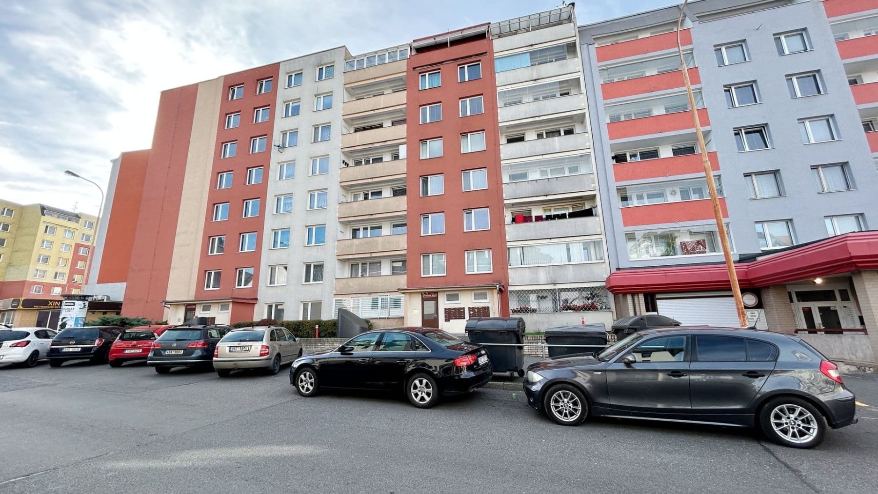 Pronájem bytu 2+kk 49 m², Poděbradova, Kladno, Středočeský kraj Pronájem bytu 2+kk 49 m², Poděbradova, Kladno, Středočeský kraj