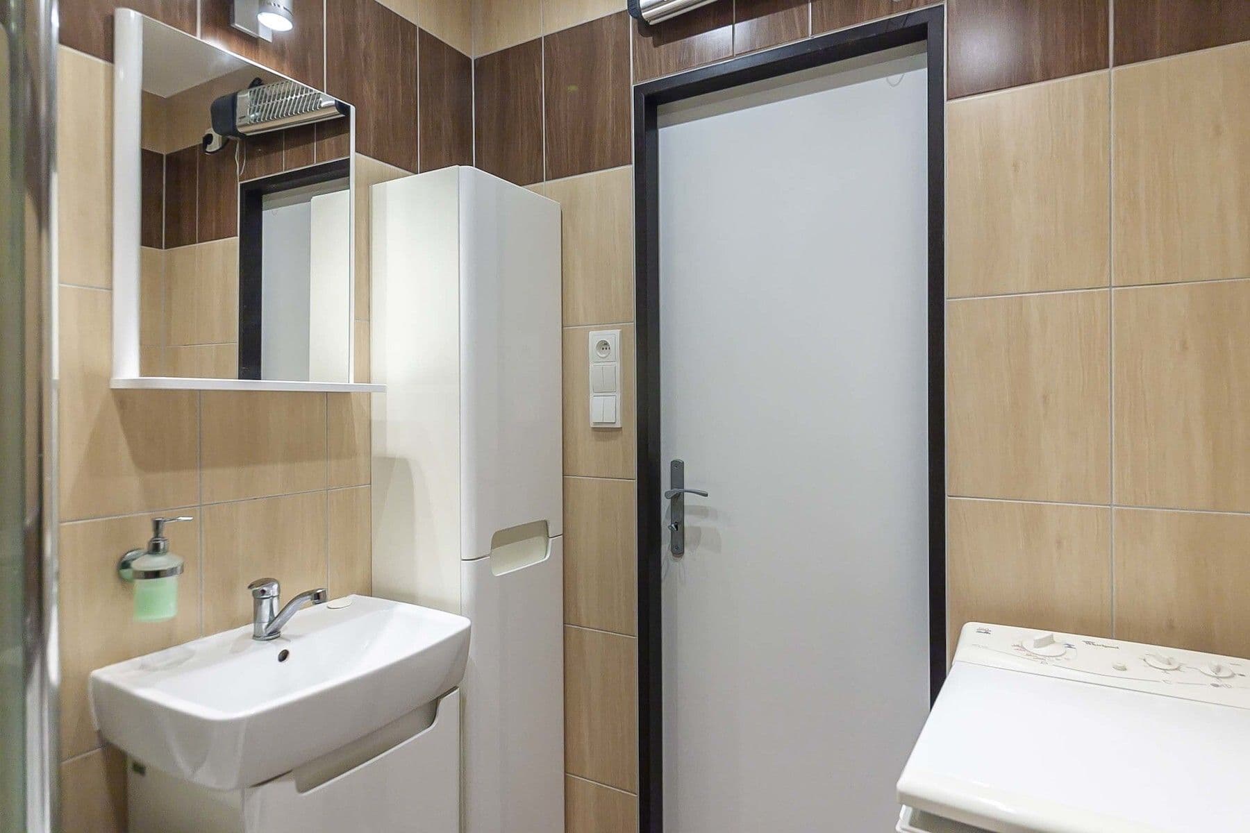 Prodej bytu 3+1 69 m², Kunínova, Praha, Praha Prodej bytu 3+1 69 m², Kunínova, Praha, Praha