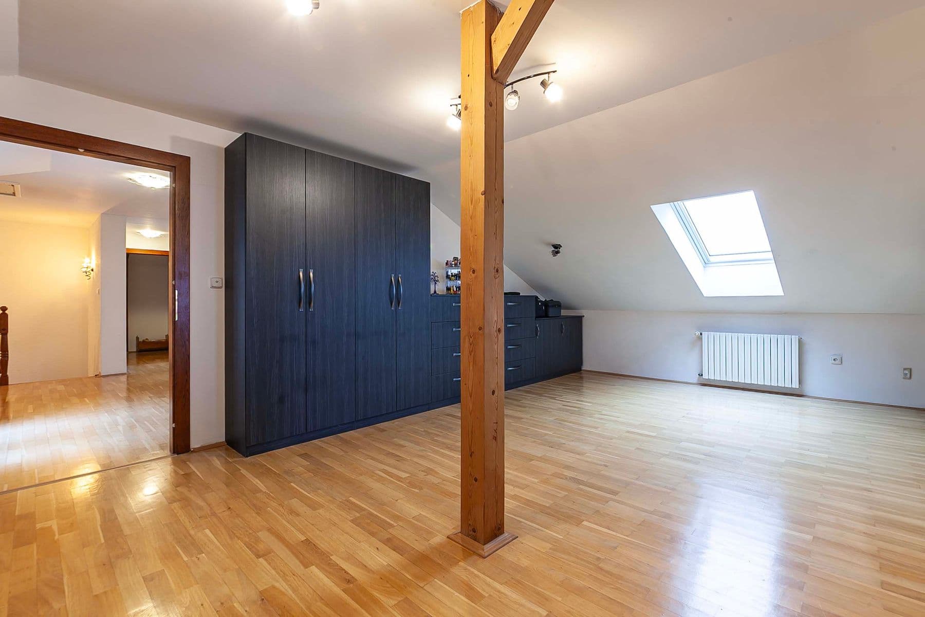 Prodej domu 565 m², pozemek 1.464 m², Na Slovanech, Zruč-Senec, Plzeňský kraj Prodej domu 565 m², pozemek 1.464 m², Na Slovanech, Zruč-Senec, Plzeňský kraj