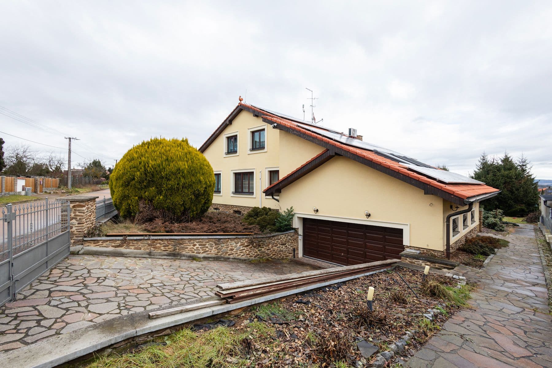 Prodej domu 565 m², pozemek 1.464 m², Na Slovanech, Zruč-Senec, Plzeňský kraj Prodej domu 565 m², pozemek 1.464 m², Na Slovanech, Zruč-Senec, Plzeňský kraj