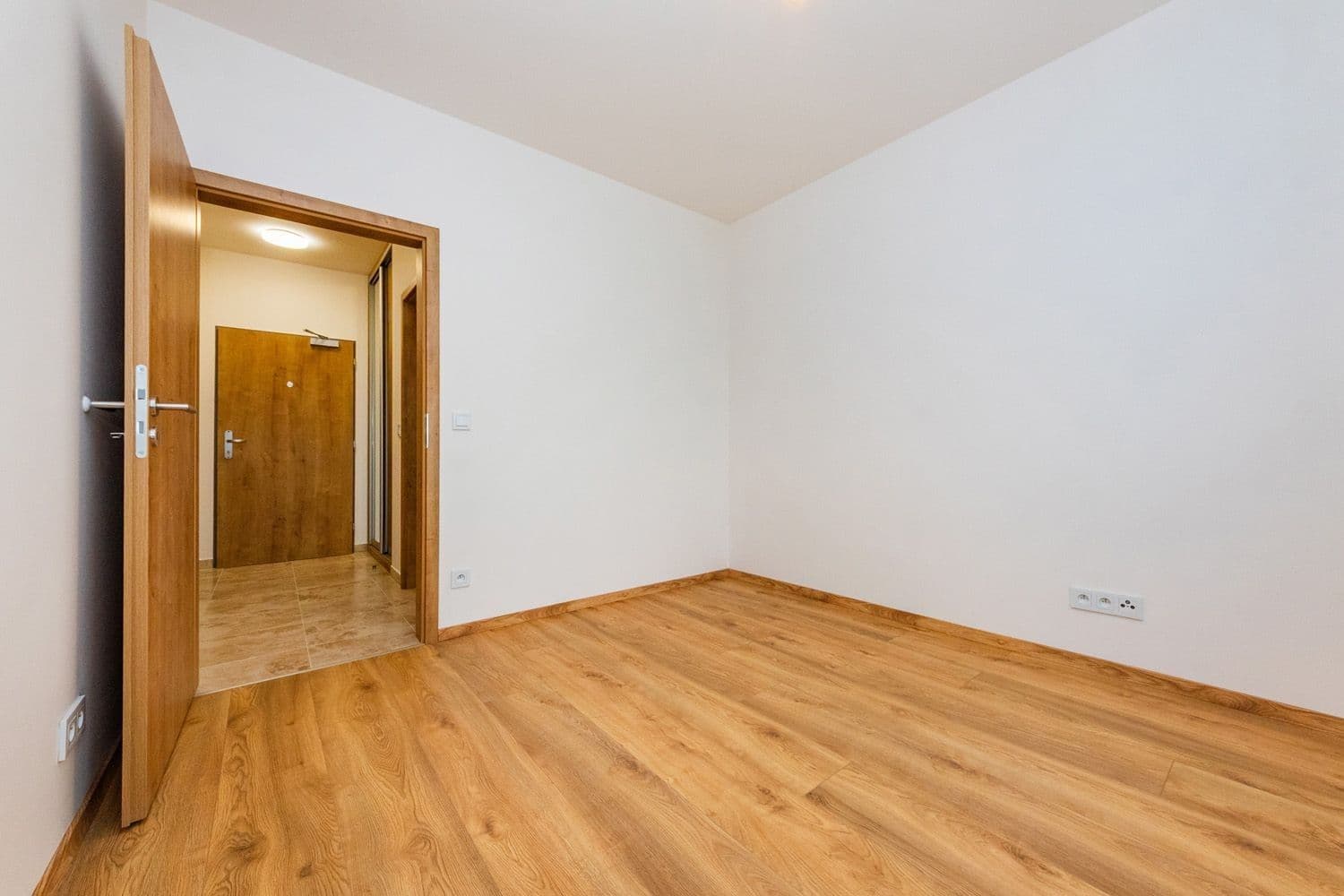 Pronájem bytu 3+kk 63 m², Miloše Havla, Praha, Praha Pronájem bytu 3+kk 63 m², Miloše Havla, Praha, Praha