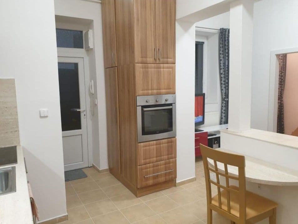 Pronájem bytu 2+kk 36 m², Charbulova, Brno, Jihomoravský kraj Pronájem bytu 2+kk 36 m², Charbulova, Brno, Jihomoravský kraj