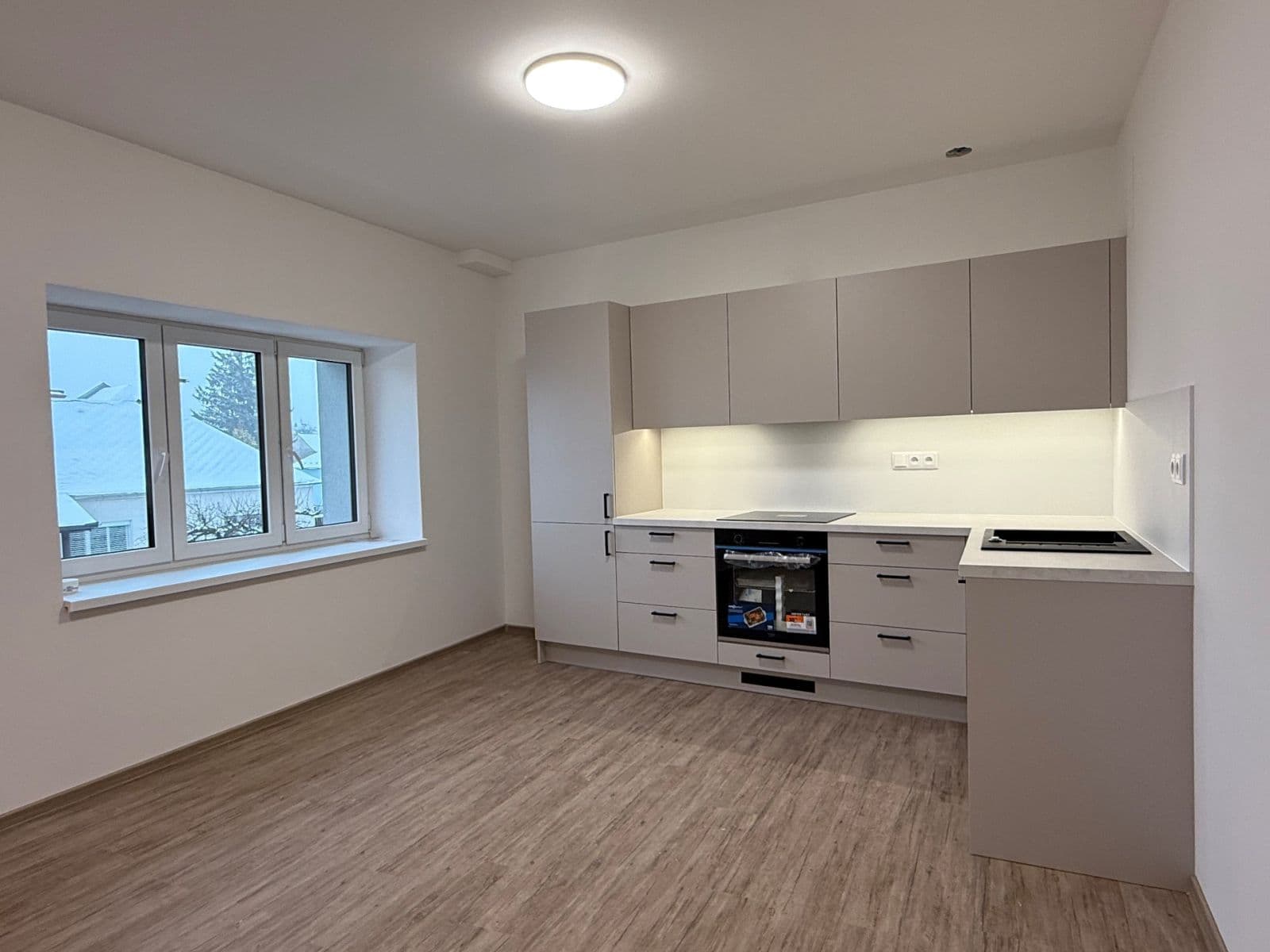 Pronájem bytu 2+kk 43 m², Hněvotín, Olomoucký kraj Pronájem bytu 2+kk 43 m², Hněvotín, Olomoucký kraj