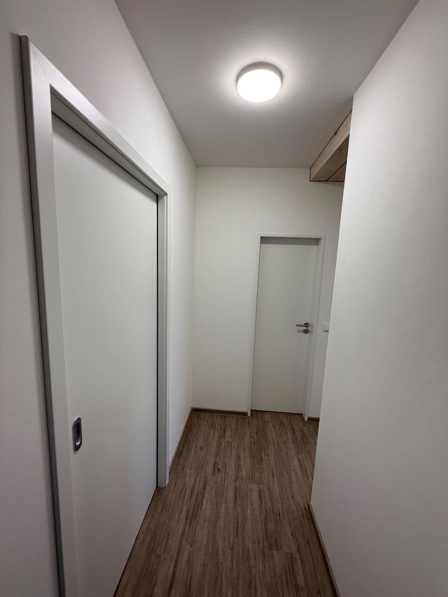 Pronájem bytu 2+kk 43 m², Hněvotín, Olomoucký kraj Pronájem bytu 2+kk 43 m², Hněvotín, Olomoucký kraj