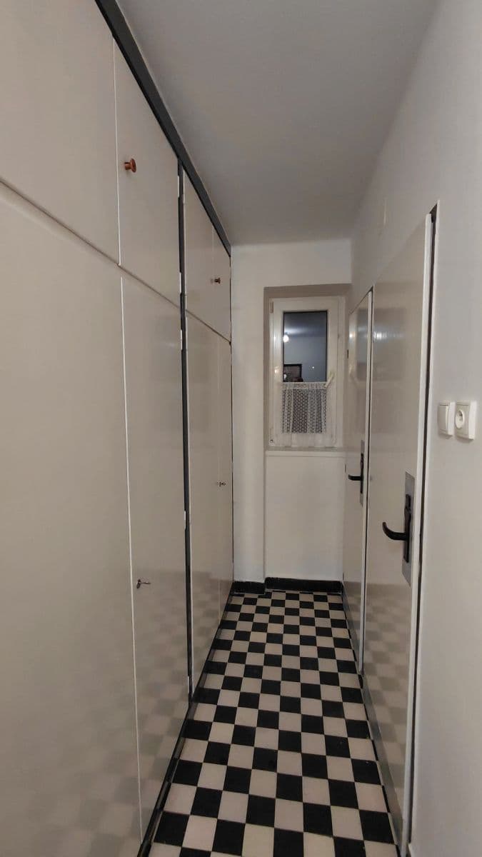 Pronájem bytu 2+1 64 m², Zámečnická, Trutnov, Královéhradecký kraj Pronájem bytu 2+1 64 m², Zámečnická, Trutnov, Královéhradecký kraj