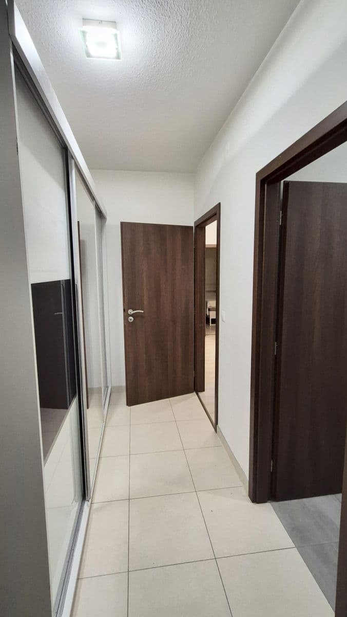 Pronájem bytu 2+kk 48 m², Generála Selnera, Kladno, Středočeský kraj Pronájem bytu 2+kk 48 m², Generála Selnera, Kladno, Středočeský kraj