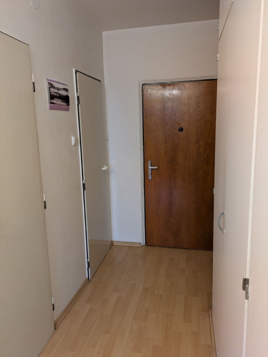 Pronájem bytu 2+kk 46 m², Famfulíkova, Praha, Praha Pronájem bytu 2+kk 46 m², Famfulíkova, Praha, Praha