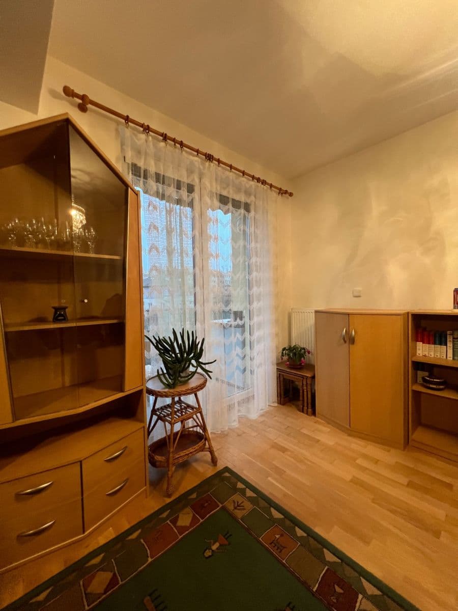 Pronájem bytu 1+kk 41 m², Jaromíra Vejvody, Praha, Praha Pronájem bytu 1+kk 41 m², Jaromíra Vejvody, Praha, Praha