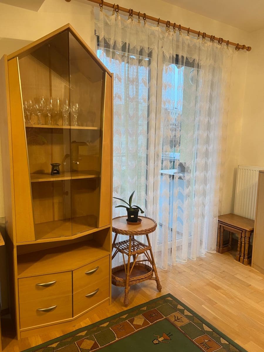 Pronájem bytu 1+kk 41 m², Jaromíra Vejvody, Praha, Praha Pronájem bytu 1+kk 41 m², Jaromíra Vejvody, Praha, Praha