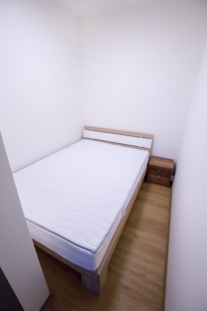 Pronájem bytu 1+kk 35 m², Nušlova, Praha, Praha Pronájem bytu 1+kk 35 m², Nušlova, Praha, Praha