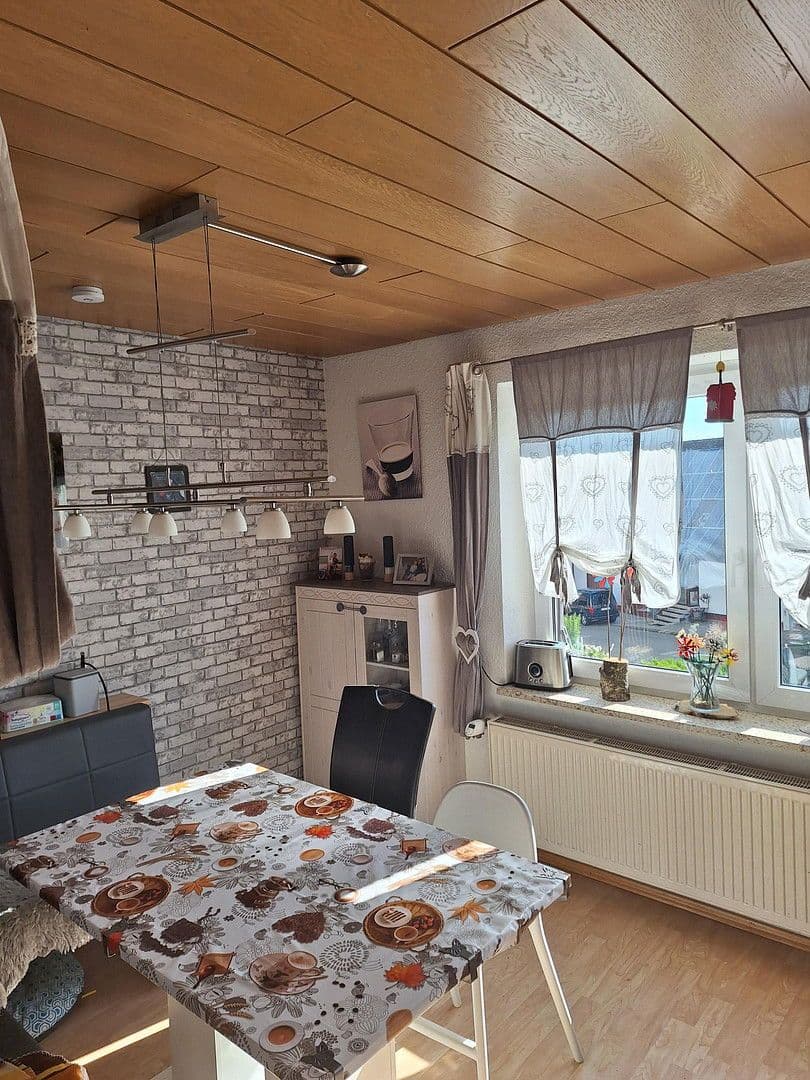 Prodej domu 100 m², pozemek 1.000 m², Emeringen, Bádensko-Württembersko Prodej domu 100 m², pozemek 1.000 m², Emeringen, Bádensko-Württembersko