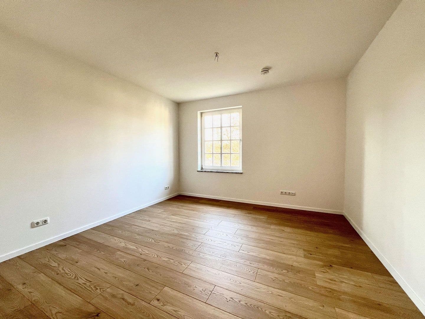 Pronájem bytu 2+kk 74 m², Grabaustraße 17, Leipzig, Sasko Pronájem bytu 2+kk 74 m², Grabaustraße 17, Leipzig, Sasko