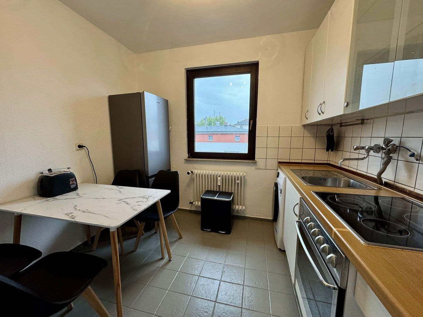 Pronájem bytu 1+1 22 m², Schwanenstraße 14, Frankfurt am Main, Hessen Pronájem bytu 1+1 22 m², Schwanenstraße 14, Frankfurt am Main, Hessen