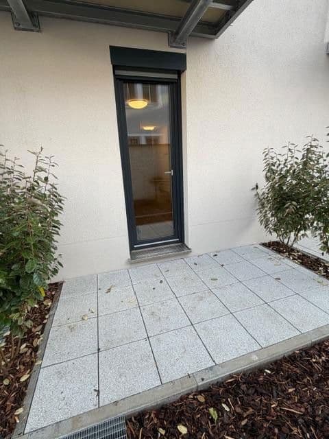 Pronájem bytu 1+1 22 m², Anton-Bruckner-Str. 1, Erlangen, Bavorsko Pronájem bytu 1+1 22 m², Anton-Bruckner-Str. 1, Erlangen, Bavorsko