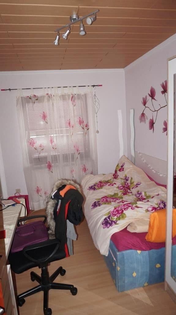 Prodej domu 96 m², pozemek 224 m², Falkenseer Chaussee, 174D, Berlin - Spandau, Berlín Prodej domu 96 m², pozemek 224 m², Falkenseer Chaussee, 174D, Berlin - Spandau, Berlín