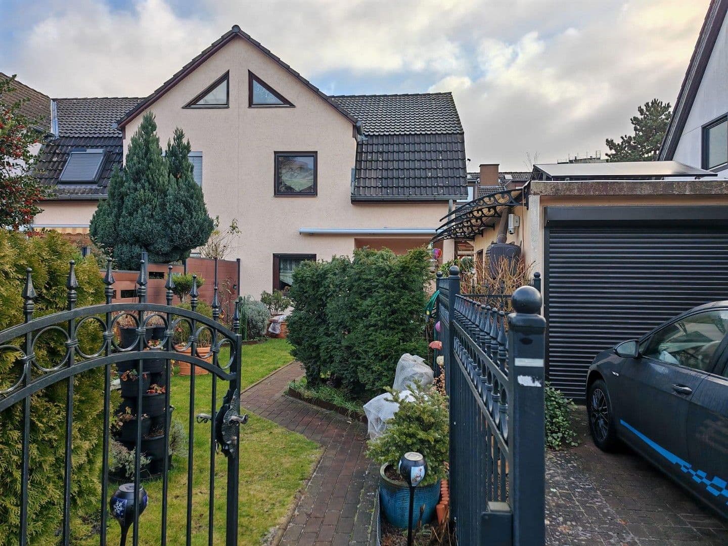 Prodej domu 96 m², pozemek 224 m², Falkenseer Chaussee, 174D, Berlin - Spandau, Berlín Prodej domu 96 m², pozemek 224 m², Falkenseer Chaussee, 174D, Berlin - Spandau, Berlín