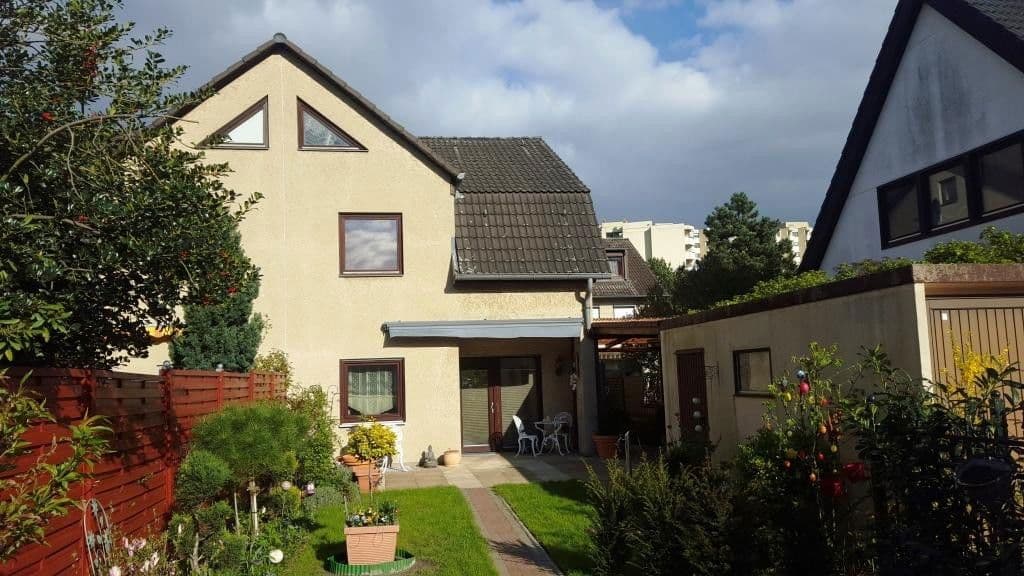 Prodej domu 96 m², pozemek 224 m², Falkenseer Chaussee, 174D, Berlin - Spandau, Berlín Prodej domu 96 m², pozemek 224 m², Falkenseer Chaussee, 174D, Berlin - Spandau, Berlín