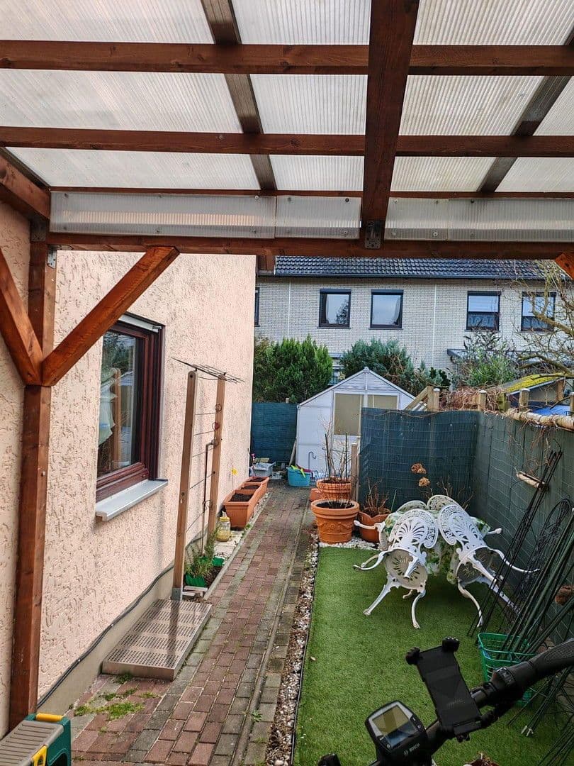 Prodej domu 96 m², pozemek 224 m², Falkenseer Chaussee, 174D, Berlin - Spandau, Berlín Prodej domu 96 m², pozemek 224 m², Falkenseer Chaussee, 174D, Berlin - Spandau, Berlín