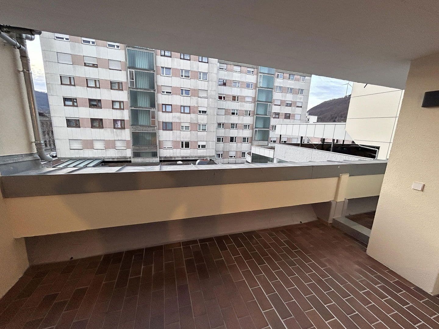 Pronájem bytu 2+1 74 m², Stuttgarter Straße 80, Geislingen an der Steige, Bádensko-Württembersko Pronájem bytu 2+1 74 m², Stuttgarter Straße 80, Geislingen an der Steige, Bádensko-Württembersko