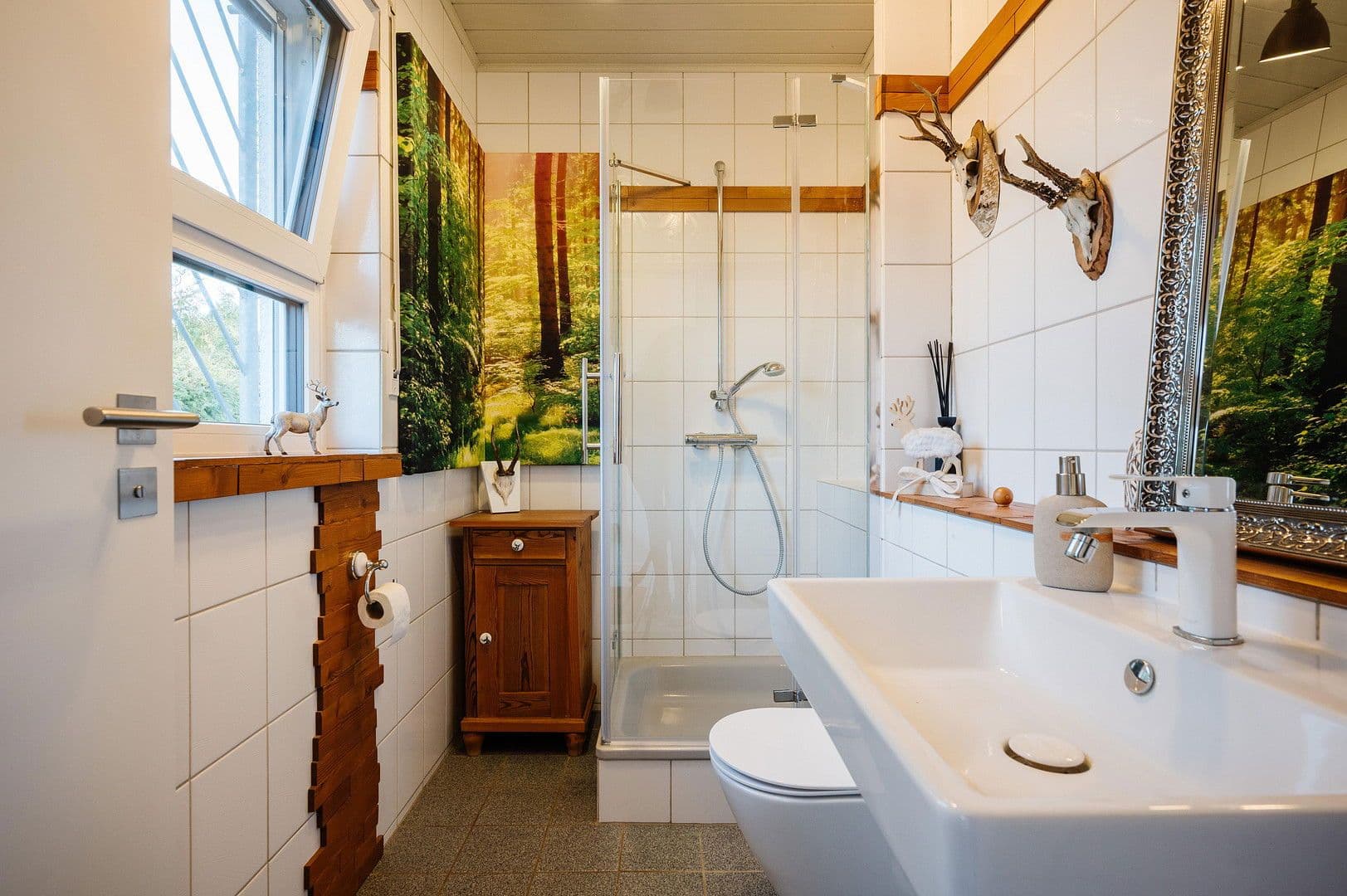 Prodej domu 240 m², pozemek 627 m², Wingertsweg 4, Roßdorf, Hessen Prodej domu 240 m², pozemek 627 m², Wingertsweg 4, Roßdorf, Hessen