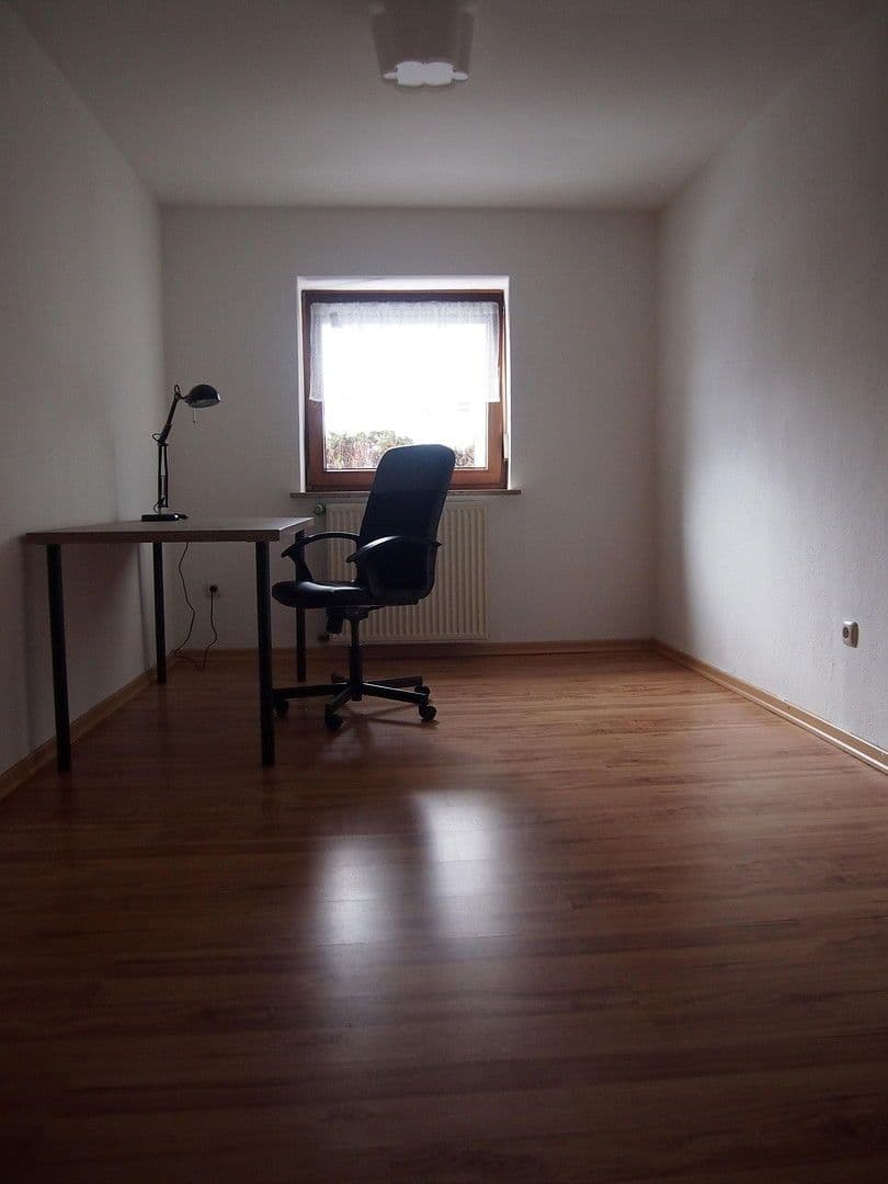 Pronájem bytu 3+1 65 m², Fürstenfeldbruck, Bavorsko Pronájem bytu 3+1 65 m², Fürstenfeldbruck, Bavorsko