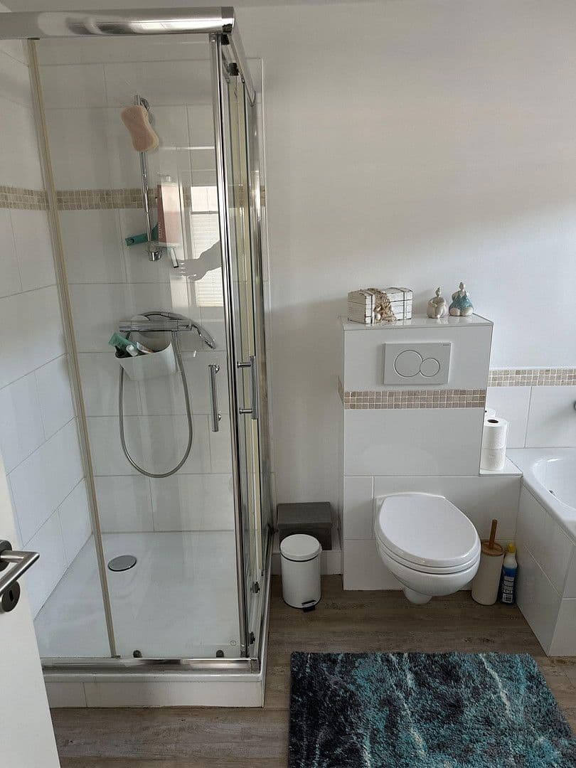 Prodej domu 90 m², pozemek 196 m², Bad Schwartau, Šlesvicko-Holštýnsko Prodej domu 90 m², pozemek 196 m², Bad Schwartau, Šlesvicko-Holštýnsko