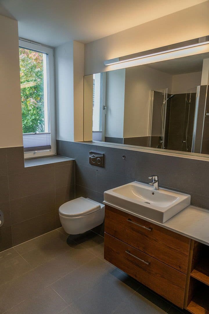 Prodej bytu 2+1 81 m², Einbecker Str. 45, Berlin, Berlín Prodej bytu 2+1 81 m², Einbecker Str. 45, Berlin, Berlín