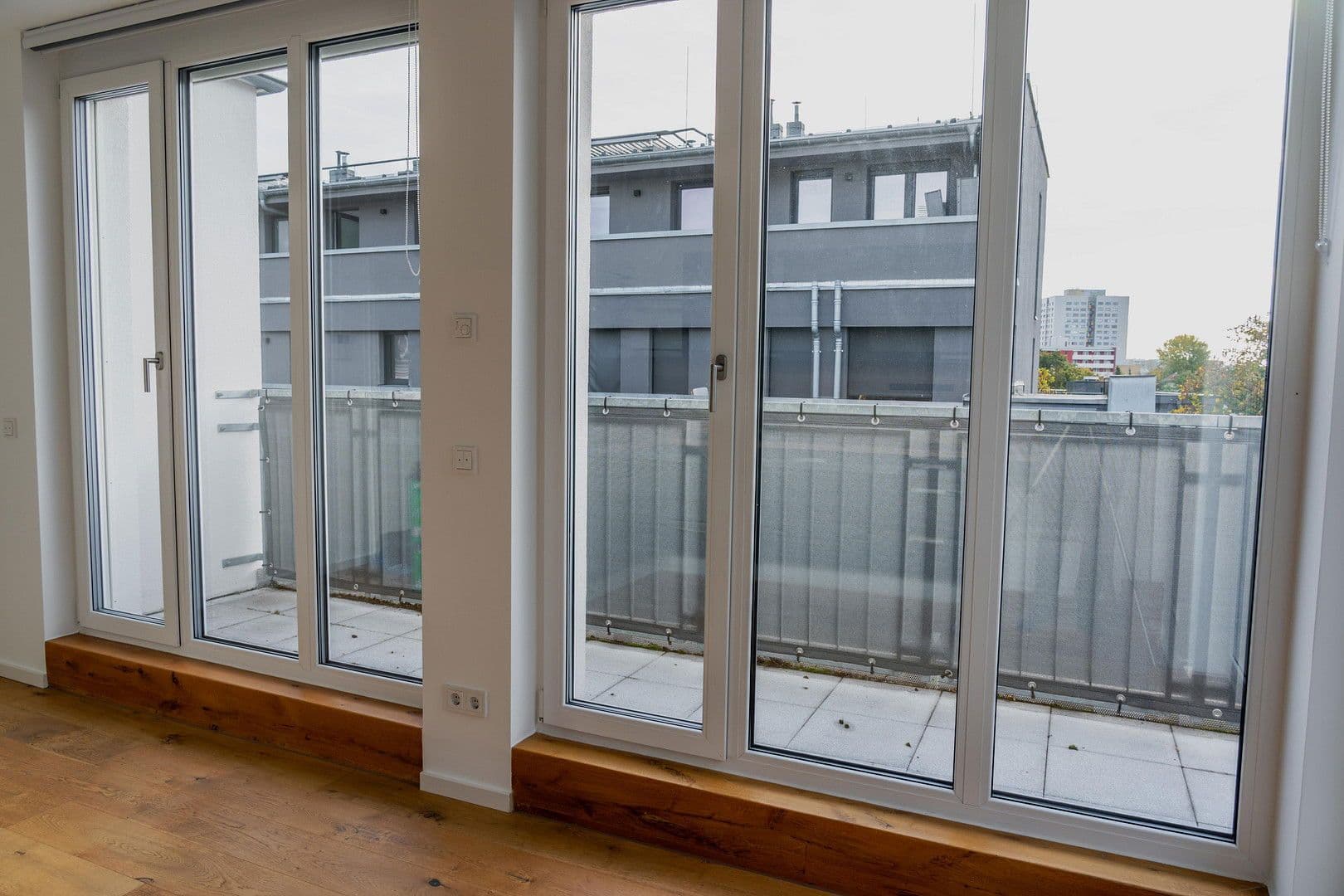 Prodej bytu 2+1 81 m², Einbecker Str. 45, Berlin, Berlín Prodej bytu 2+1 81 m², Einbecker Str. 45, Berlin, Berlín