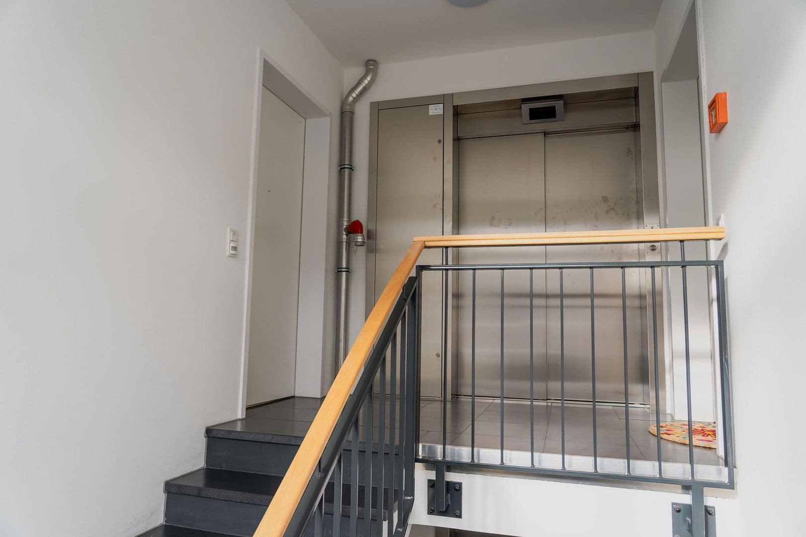 Prodej bytu 2+1 81 m², Einbecker Str. 45, Berlin, Berlín Prodej bytu 2+1 81 m², Einbecker Str. 45, Berlin, Berlín