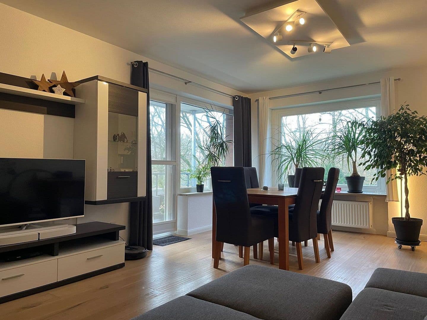 Pronájem bytu 3+1 82 m², Hamburg, Hamburg Pronájem bytu 3+1 82 m², Hamburg, Hamburg