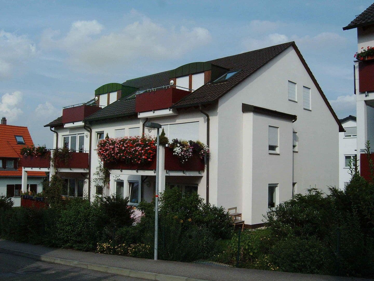 Pronájem bytu 3+1 74 m², Asperg, Bádensko-Württembersko Pronájem bytu 3+1 74 m², Asperg, Bádensko-Württembersko