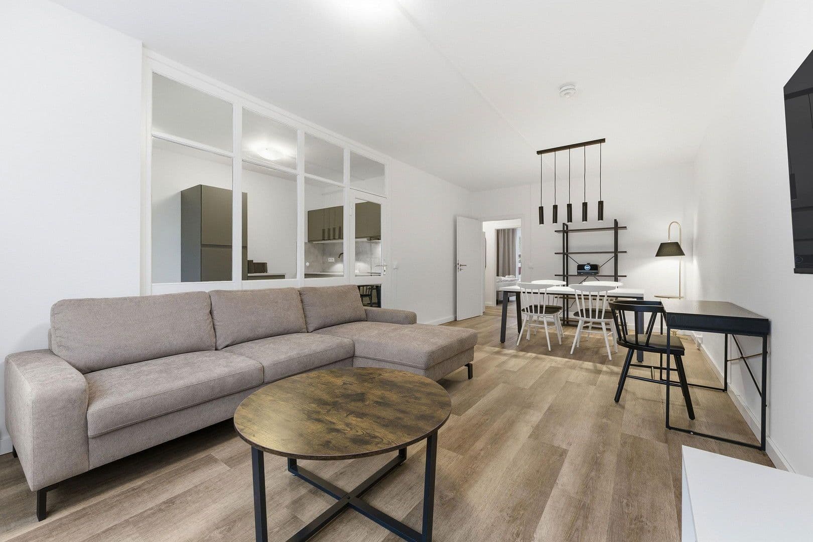 Pronájem bytu 3+1 76 m², Voßstraße 11, Berlin, Berlín Pronájem bytu 3+1 76 m², Voßstraße 11, Berlin, Berlín