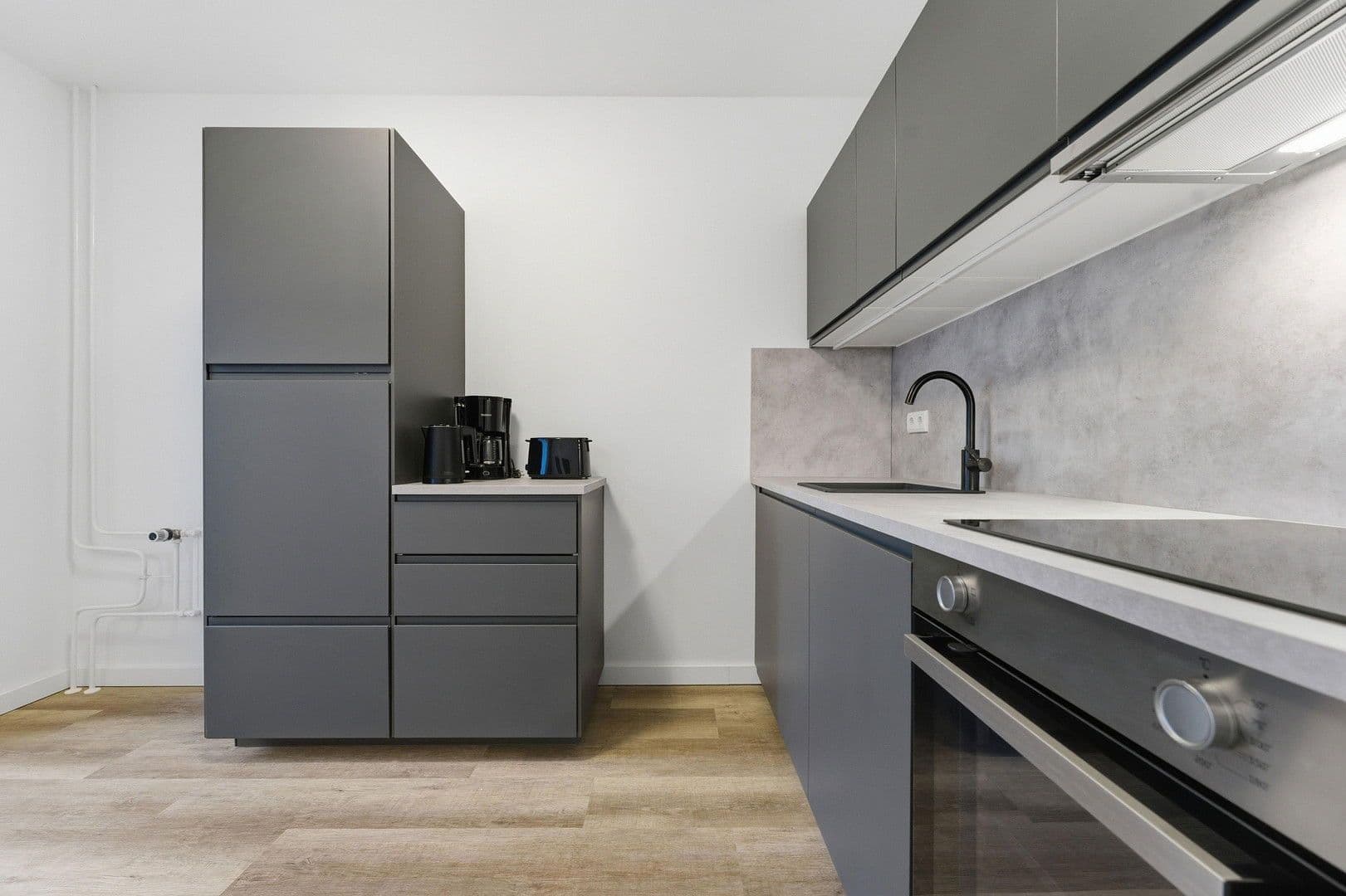 Pronájem bytu 3+1 76 m², Voßstraße 11, Berlin, Berlín Pronájem bytu 3+1 76 m², Voßstraße 11, Berlin, Berlín