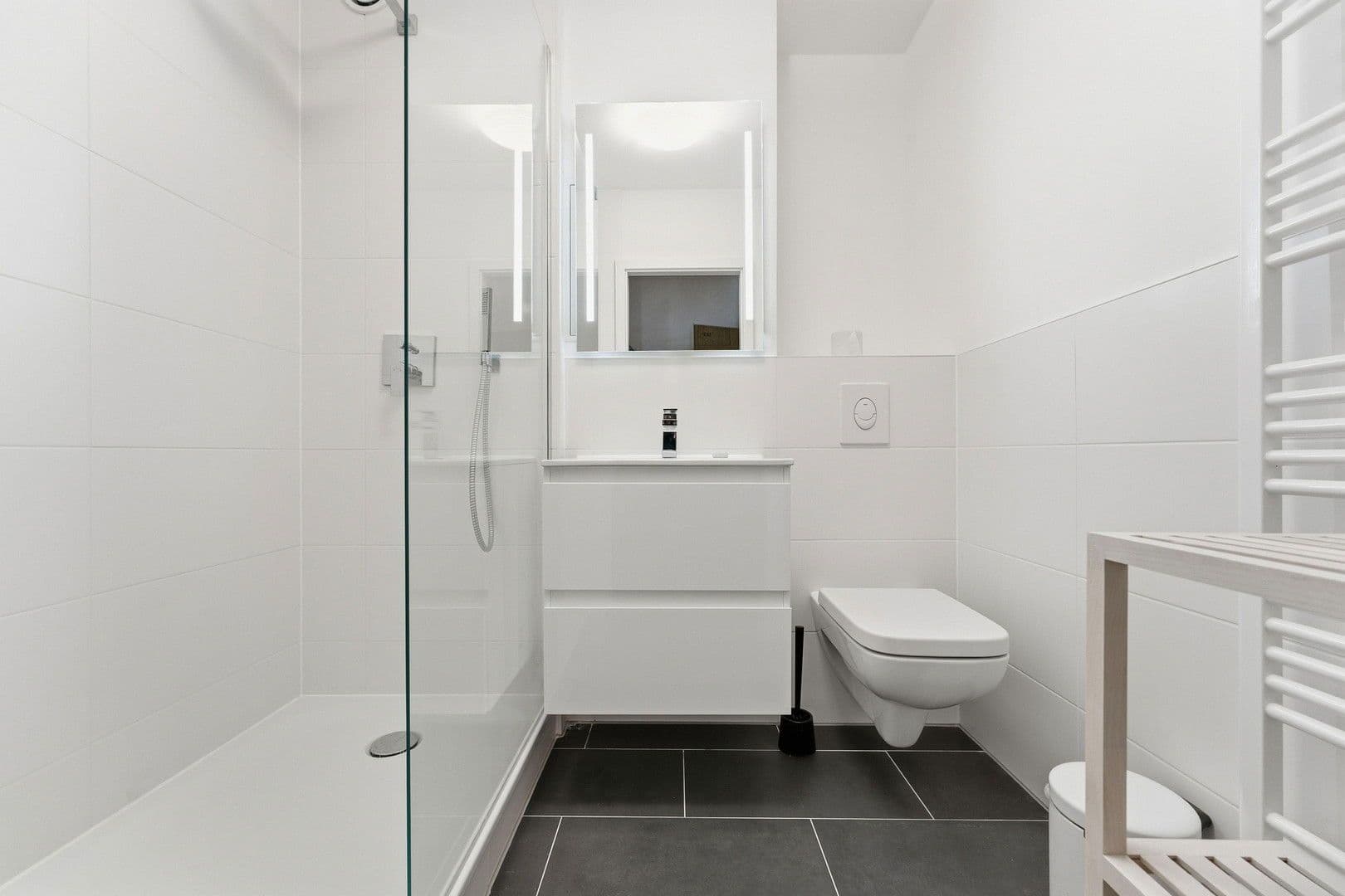 Pronájem bytu 3+1 76 m², Voßstraße 11, Berlin, Berlín Pronájem bytu 3+1 76 m², Voßstraße 11, Berlin, Berlín