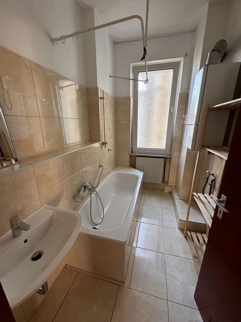 Pronájem bytu 3+1 85 m², Salierstr. 59, Pforzheim, Bádensko-Württembersko Pronájem bytu 3+1 85 m², Salierstr. 59, Pforzheim, Bádensko-Württembersko