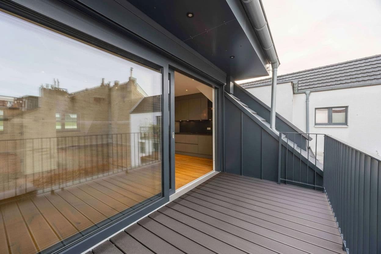 Pronájem bytu 3+1 103 m², Köln, Severní Porýní-Vestfálsko Pronájem bytu 3+1 103 m², Köln, Severní Porýní-Vestfálsko