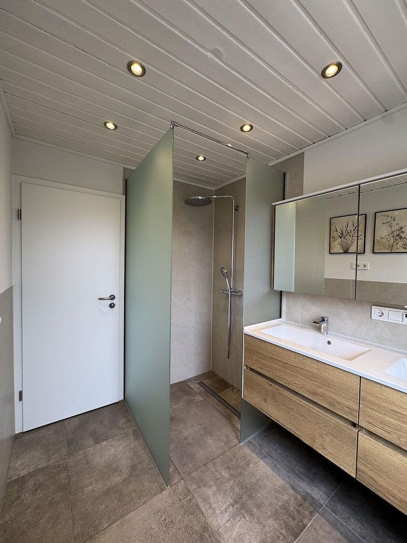 Pronájem domu 170 m², pozemek 500 m², Freudenstadt, Bádensko-Württembersko Pronájem domu 170 m², pozemek 500 m², Freudenstadt, Bádensko-Württembersko