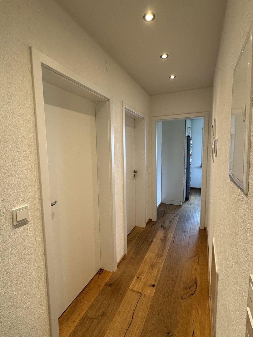 Pronájem domu 170 m², pozemek 500 m², Freudenstadt, Bádensko-Württembersko Pronájem domu 170 m², pozemek 500 m², Freudenstadt, Bádensko-Württembersko