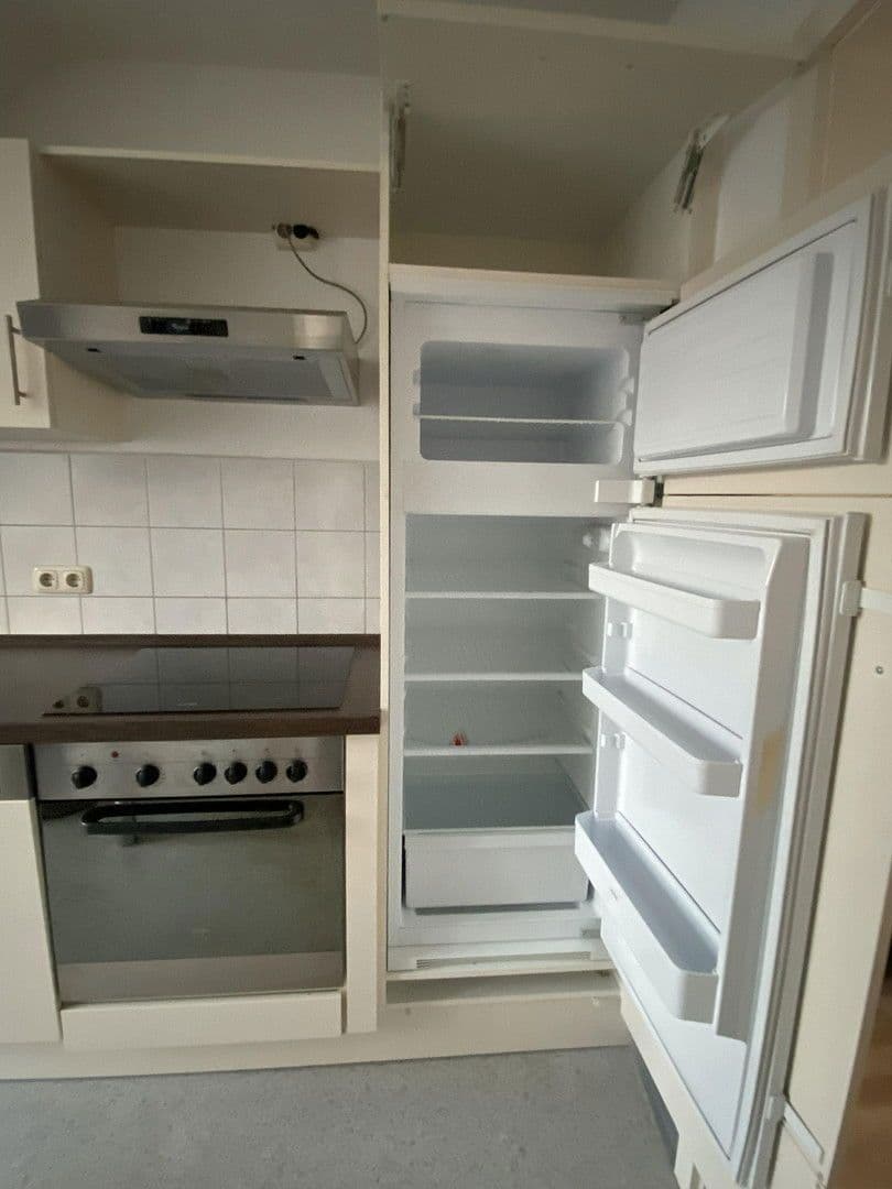 Pronájem bytu 2+1 40 m², Altenburger Straße 7, Schmölln, Durynsko Pronájem bytu 2+1 40 m², Altenburger Straße 7, Schmölln, Durynsko