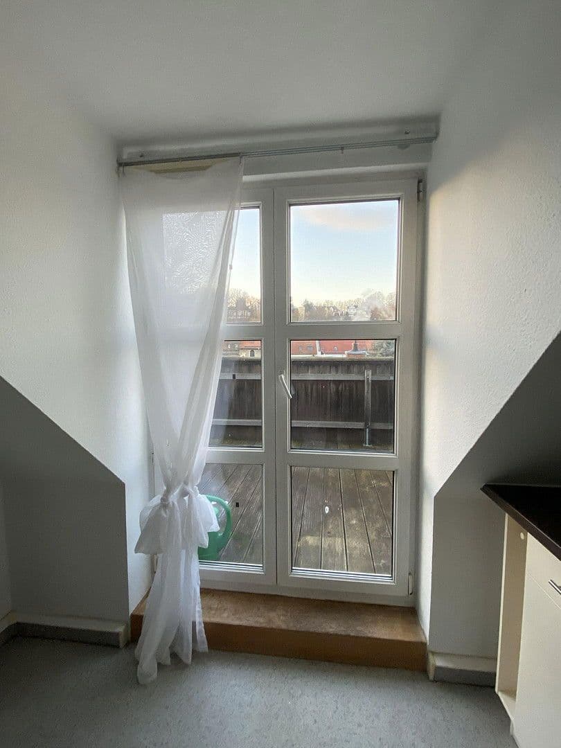 Pronájem bytu 2+1 40 m², Altenburger Straße 7, Schmölln, Durynsko Pronájem bytu 2+1 40 m², Altenburger Straße 7, Schmölln, Durynsko