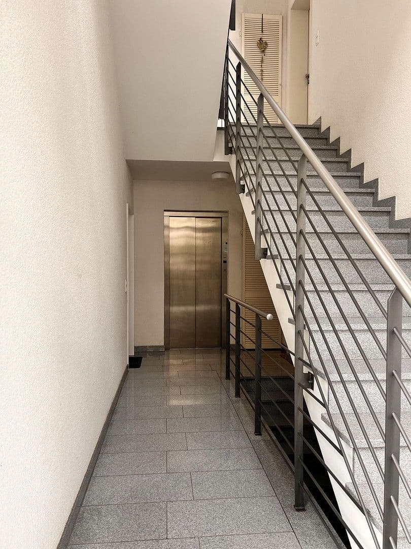 Prodej bytu 4+1 98 m², Düren, Severní Porýní-Vestfálsko Prodej bytu 4+1 98 m², Düren, Severní Porýní-Vestfálsko