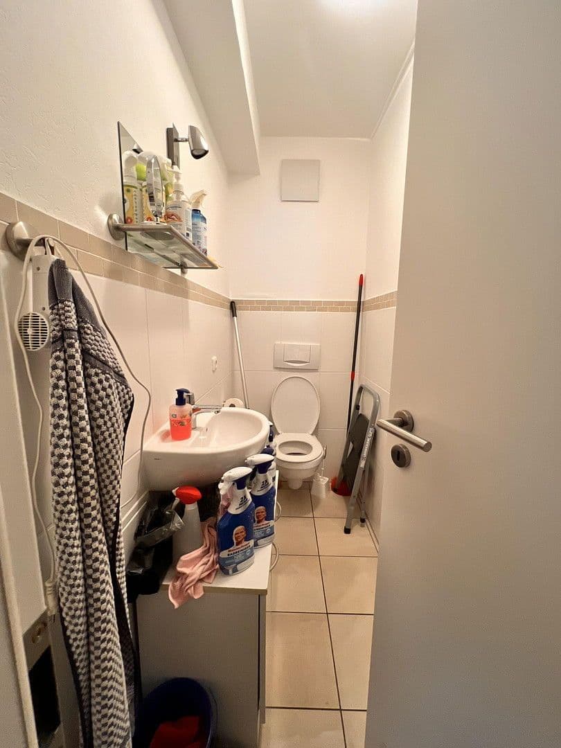 Prodej bytu 4+1 98 m², Düren, Severní Porýní-Vestfálsko Prodej bytu 4+1 98 m², Düren, Severní Porýní-Vestfálsko